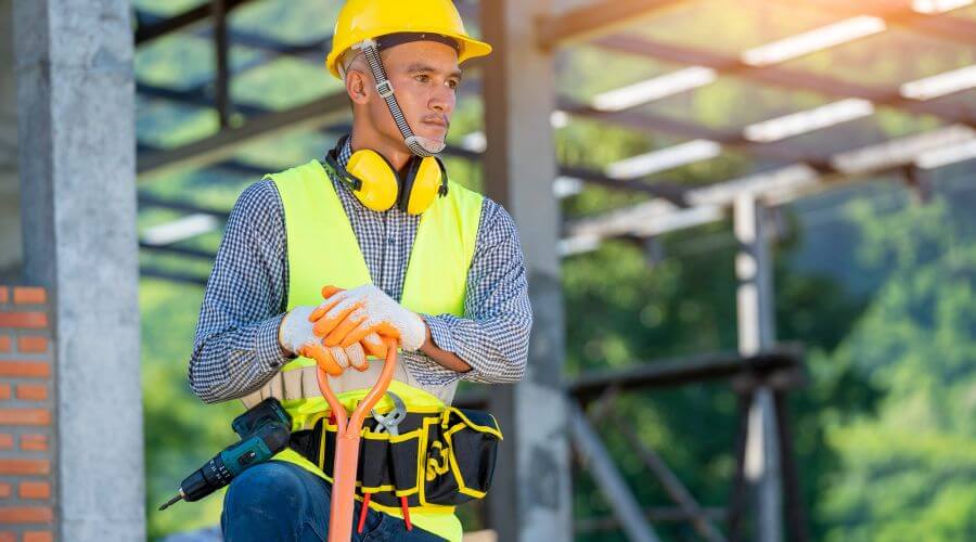 Professional gutter cleaning in Chase, MI